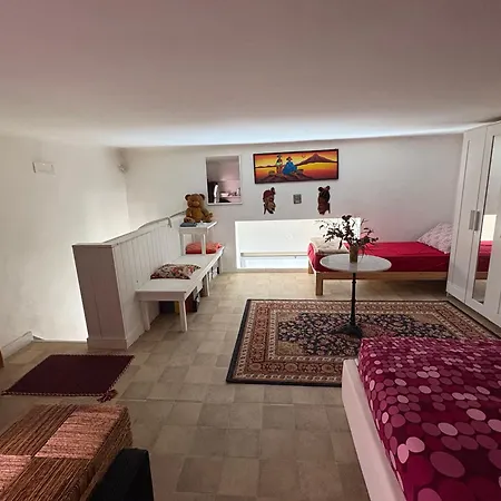 Loft Bilocale Centro Nei Pressi Della Stazione E Lungomare